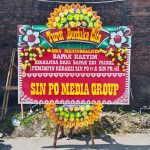 Papan Karangan Bunga D7