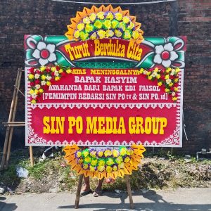 Papan Karangan Bunga D7