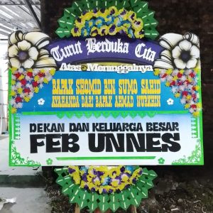 Papan Karangan Bunga D8