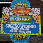 Papan Karangan Bunga D4